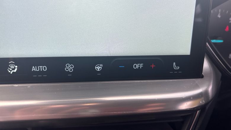 Ford Focus 1.0 EcoBoost Hybrid mHEV 155 Titanium 5dr Auto Petrol Hatchback